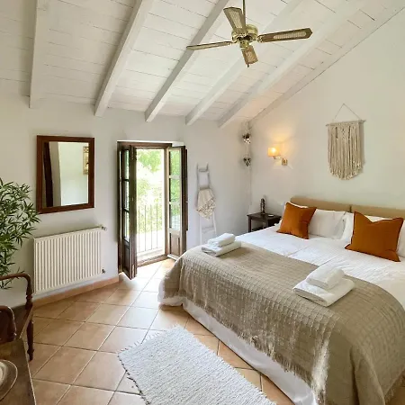 Casa Del Rio Boho Chic Retreat *